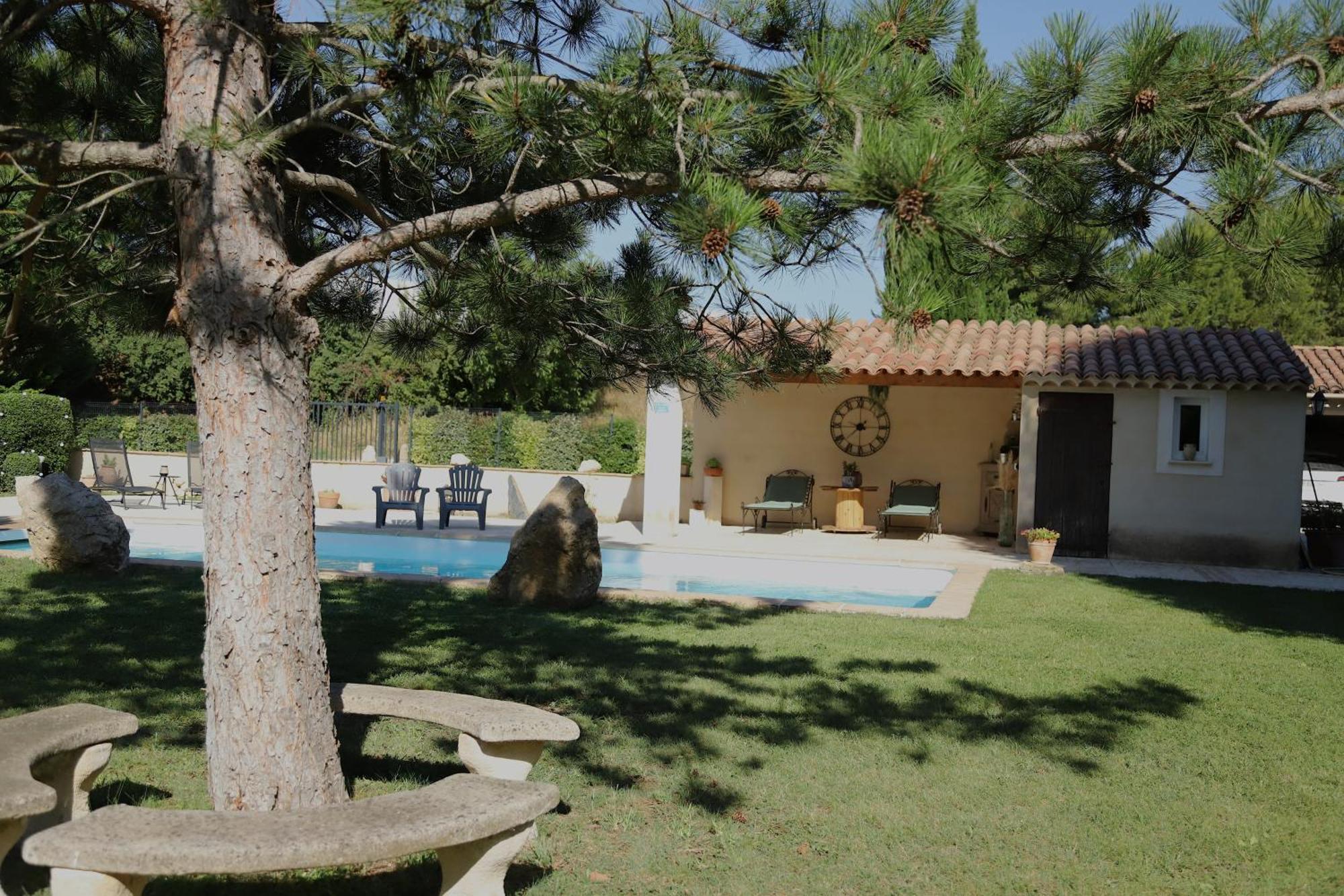 Duplex De Charme Au Coeur De La Provence. Apartment